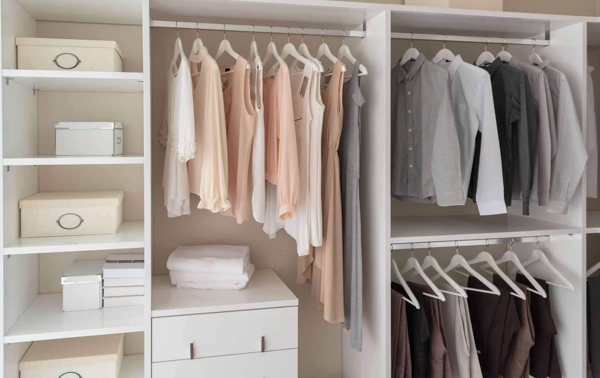How to Build a Capsule Wardrobe in 2022
